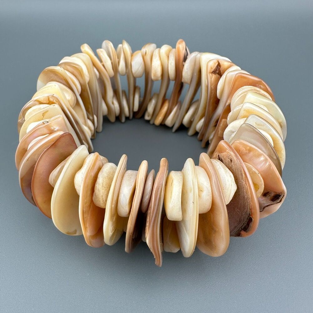 Vintage Shell Stretch Bracelet Chunky Natural Pearl Wide Disc Beige Cream Heavy